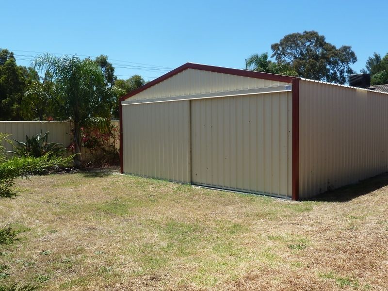 14 Moonstone Place, Gosnells WA 6110