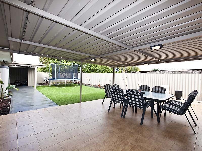 1 Alciston Way, Huntingdale WA 6110
