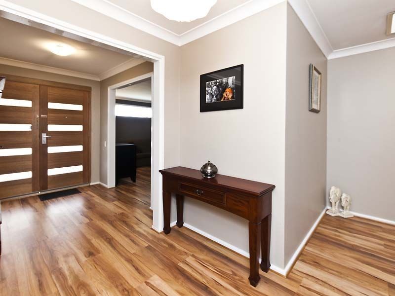 1 Alciston Way, Huntingdale WA 6110