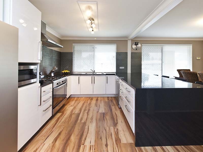 1 Alciston Way, Huntingdale WA 6110