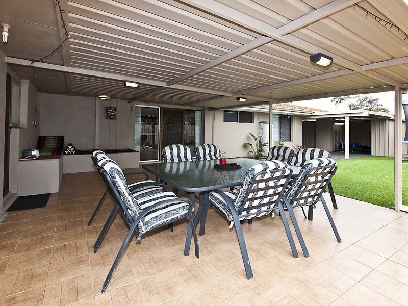 1 Alciston Way, Huntingdale WA 6110