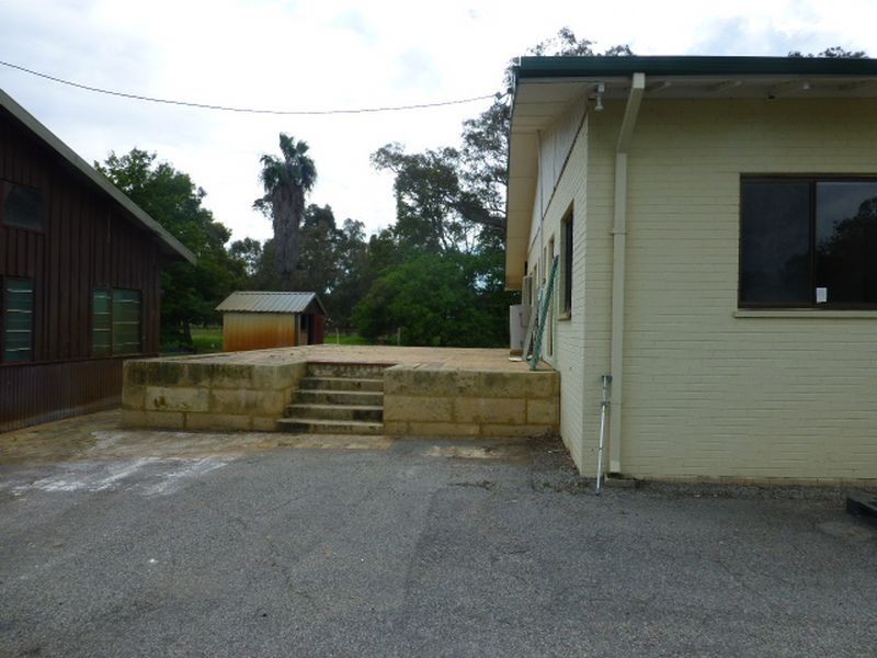 45 Coldwell Road, Kenwick WA 6107