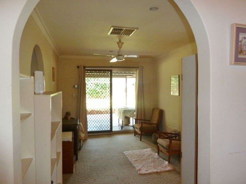 27 Rosekelly Road, Gosnells WA 6110