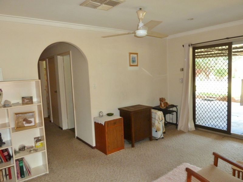 27 Rosekelly Road, Gosnells WA 6110