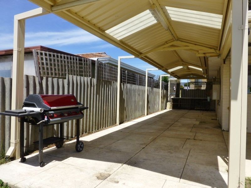 42 Ypres Road, Camillo WA 6111