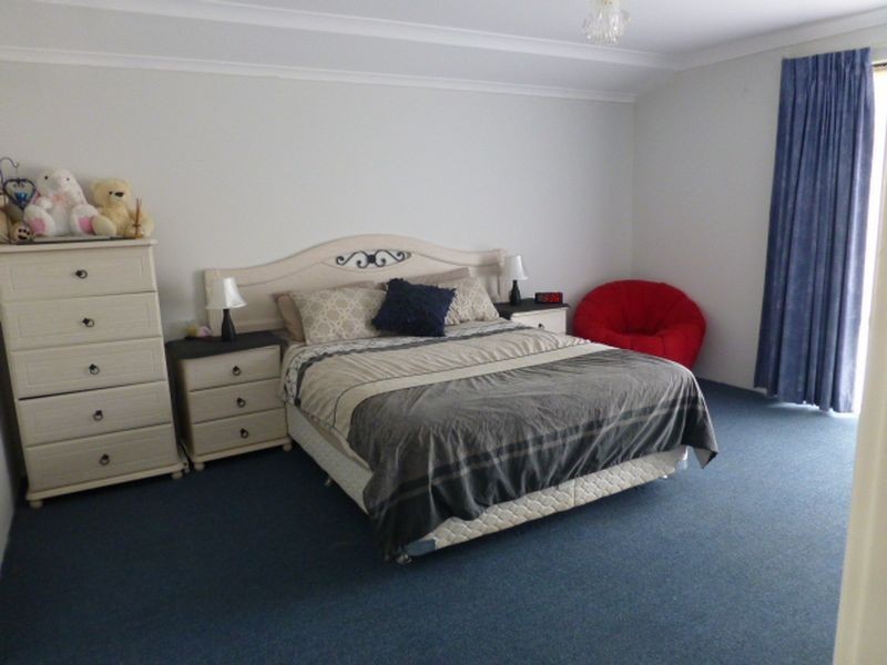 104 Ulcombe Street, Kenwick WA 6107