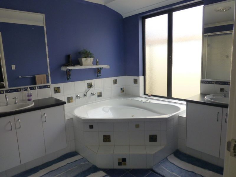 104 Ulcombe Street, Kenwick WA 6107