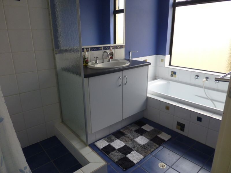 104 Ulcombe Street, Kenwick WA 6107