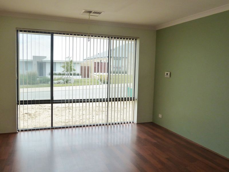 57 Peregrine Circle, Beeliar WA 6164