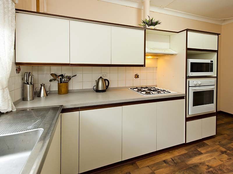 40 Berehaven Avenue, Thornlie WA 6108