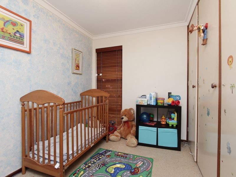 64 Sutherland Drive, Thornlie WA 6108