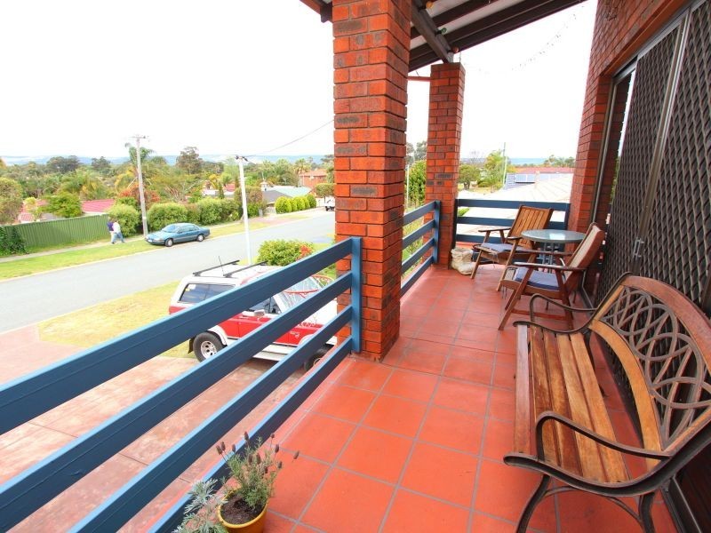64 Sutherland Drive, Thornlie WA 6108