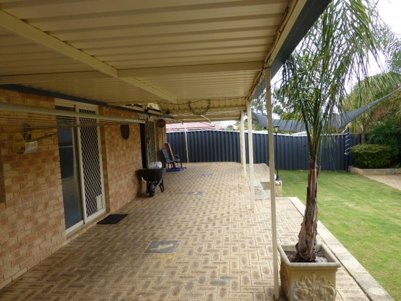 20 Phoenix Drive, Kenwick WA 6107