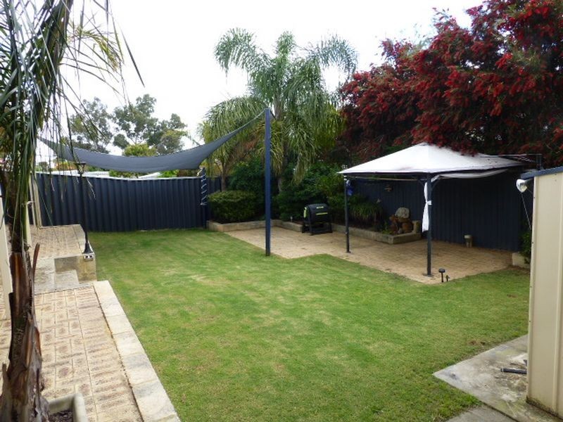 20 Phoenix Drive, Kenwick WA 6107