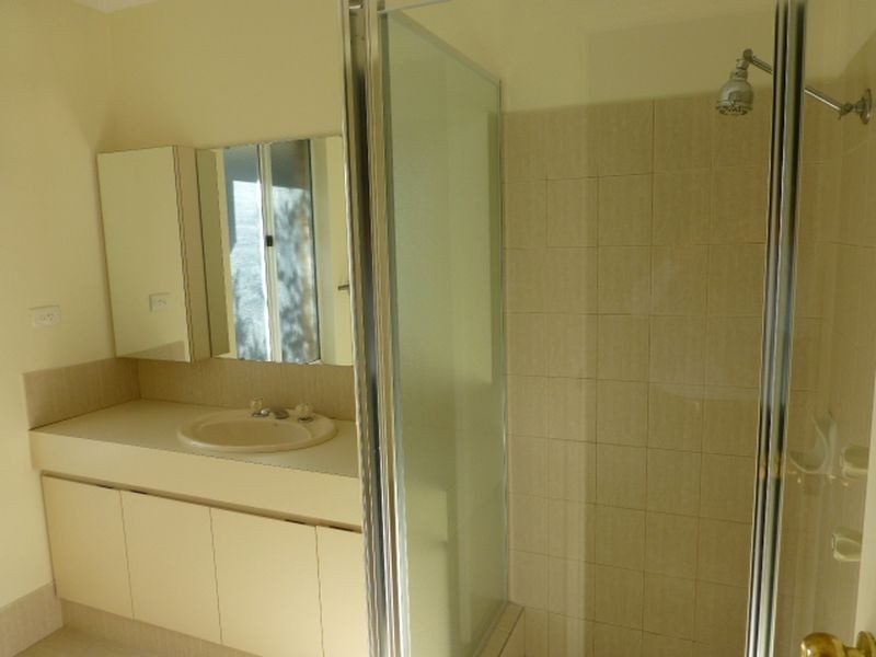 25 Eynesford Street, Gosnells WA 6110