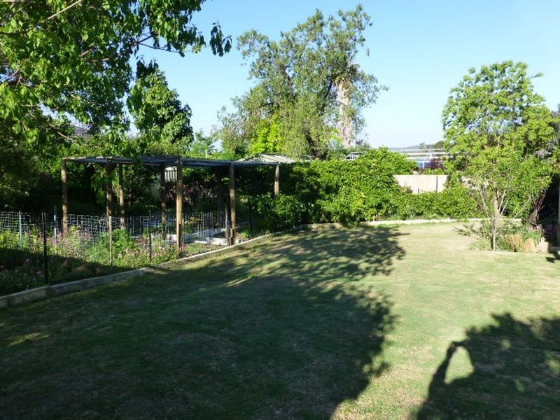 25 Eynesford Street, Gosnells WA 6110