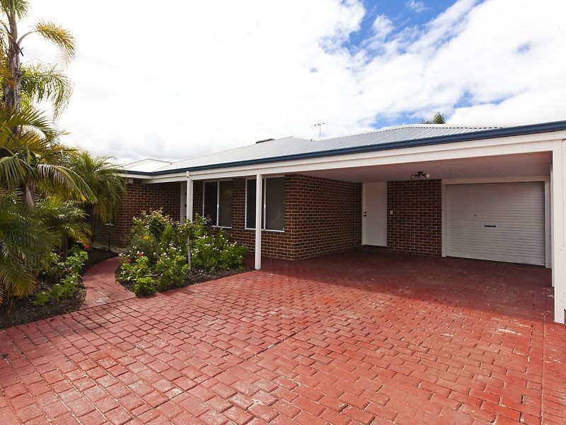 26 Waxflower Bend, Huntingdale WA 6110