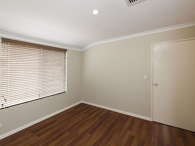 26 Waxflower Bend, Huntingdale WA 6110