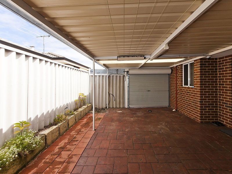 26 Waxflower Bend, Huntingdale WA 6110