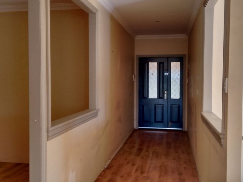 396 Bickley Road, Kenwick WA 6107