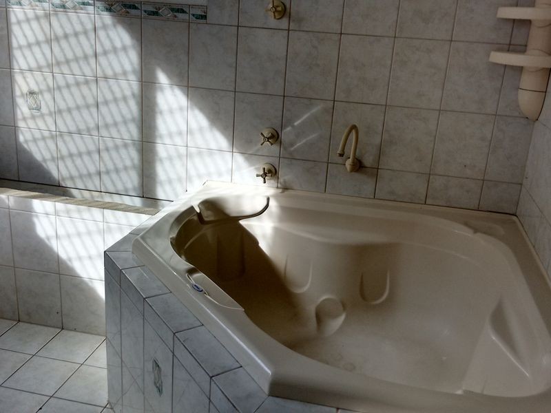 396 Bickley Road, Kenwick WA 6107