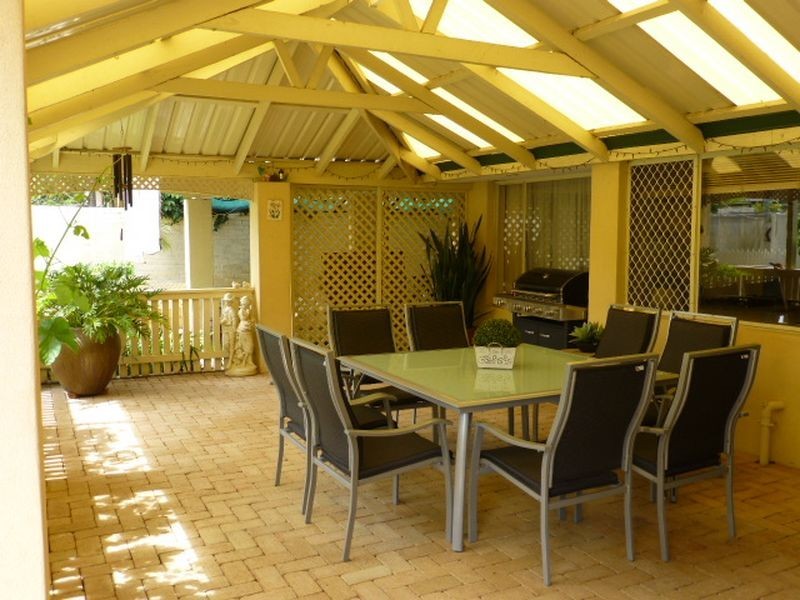 102 Regency Drive, Thornlie WA 6108