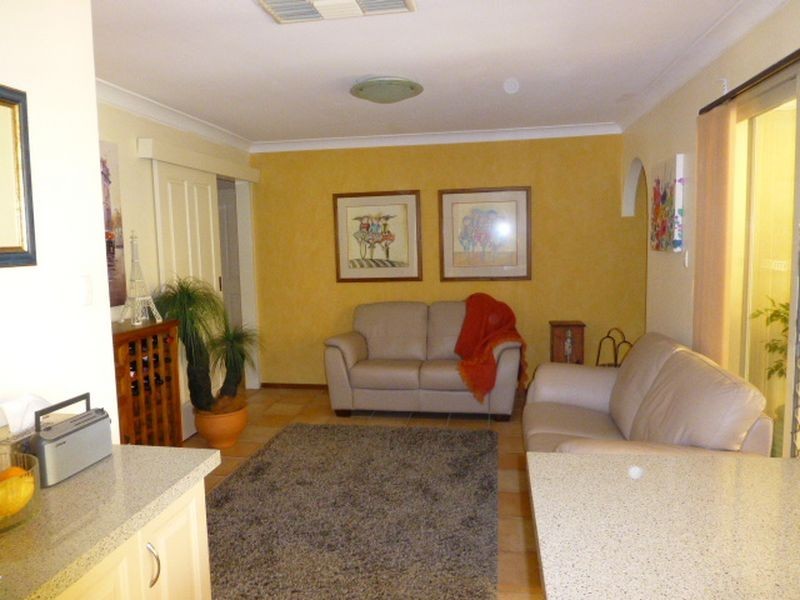 102 Regency Drive, Thornlie WA 6108