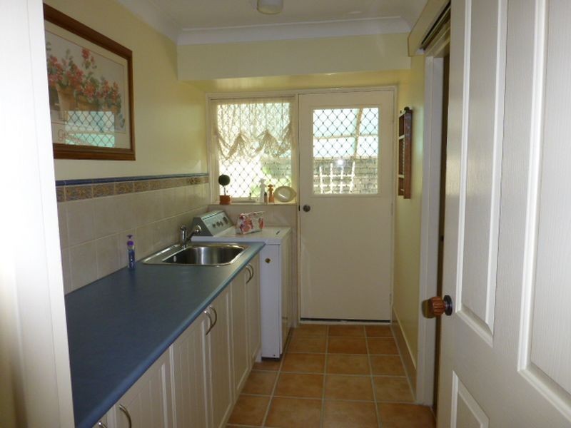 102 Regency Drive, Thornlie WA 6108