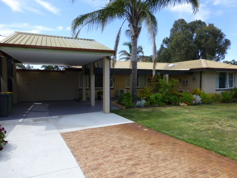 8 Blanche Street, Gosnells WA 6110