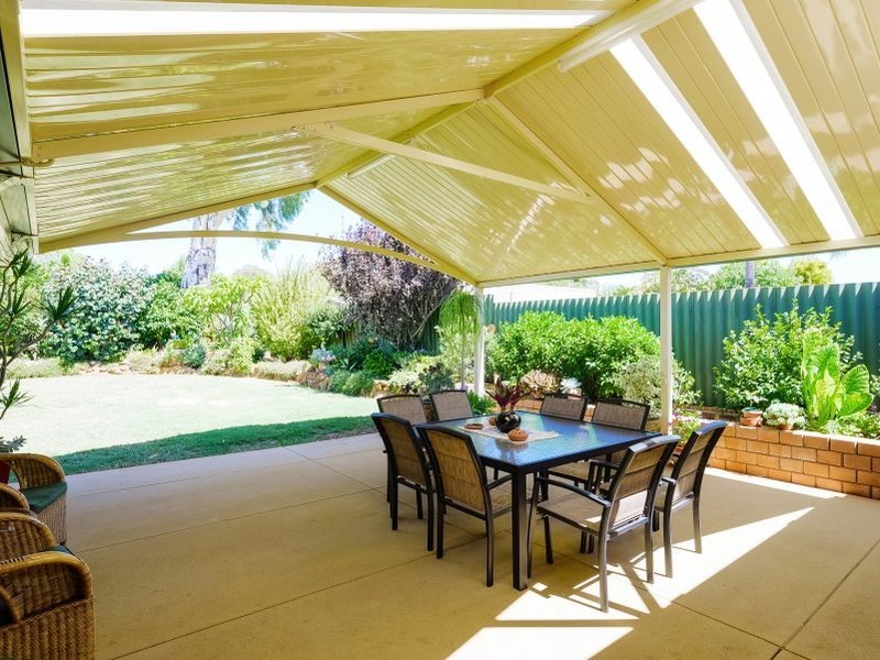 28 Jacqueline Drive, Thornlie WA 6108