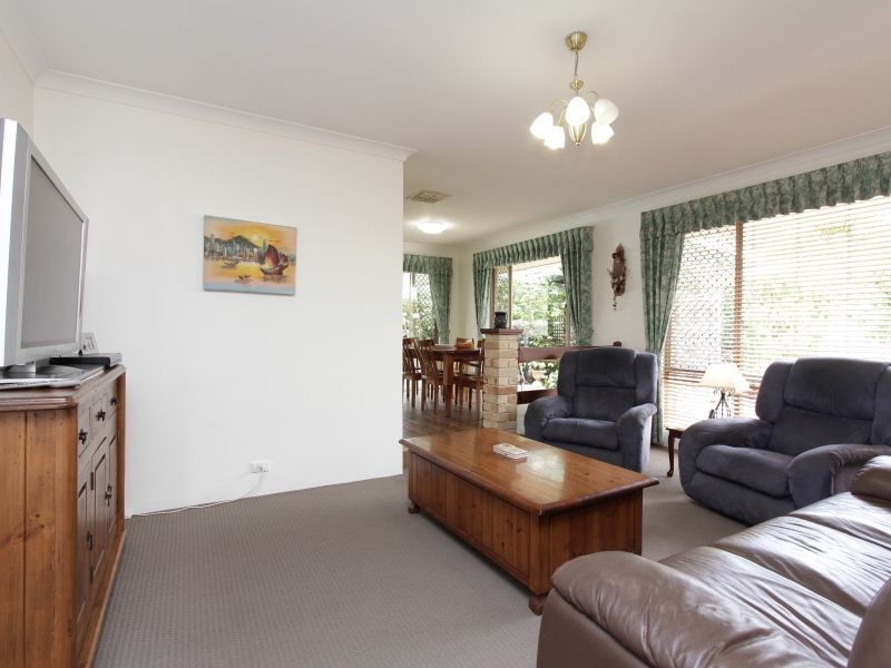 9 Jason Court, Thornlie WA 6108