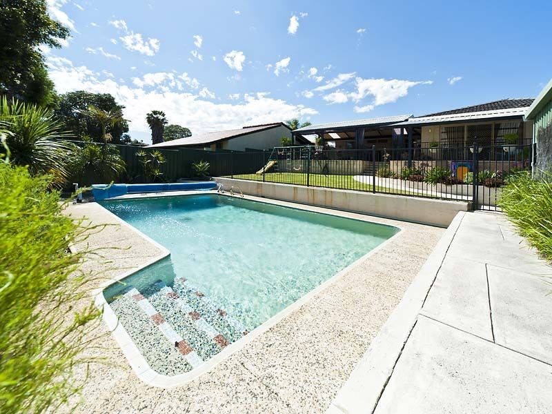 45 Pembury Road, Thornlie WA 6108