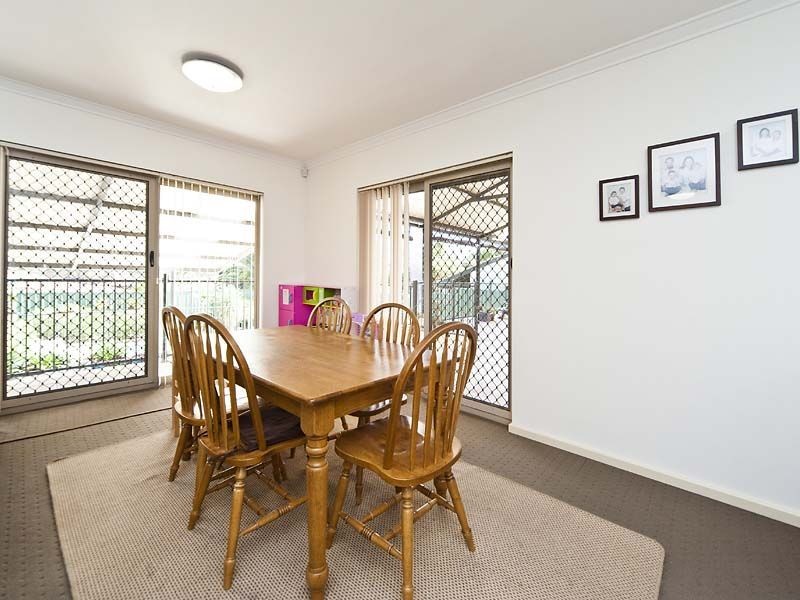 45 Pembury Road, Thornlie WA 6108