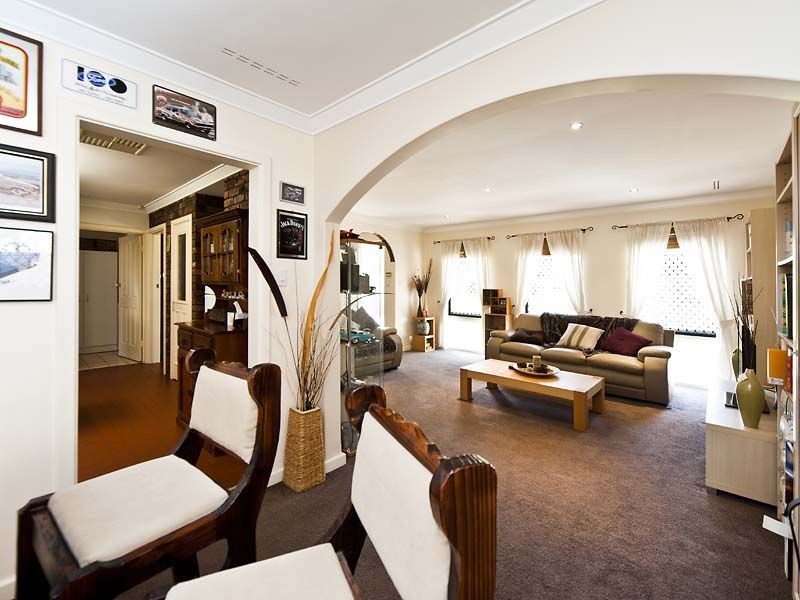 45 Pembury Road, Thornlie WA 6108