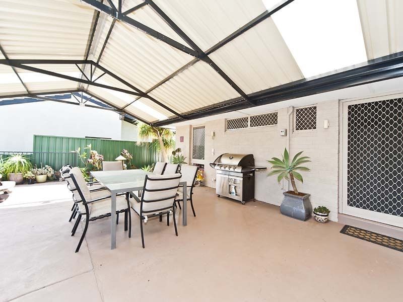 45 Pembury Road, Thornlie WA 6108