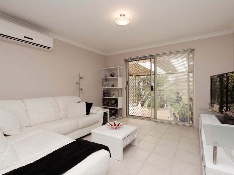 2 Reichel Place, Huntingdale WA 6110