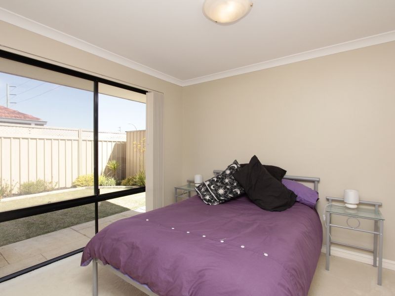 1 Admiralty Road, Canning Vale WA 6155