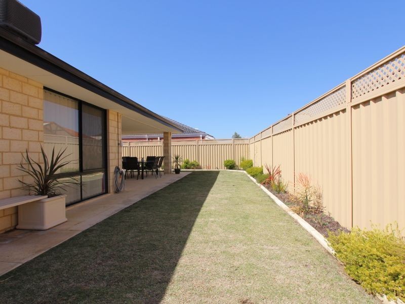 1 Admiralty Road, Canning Vale WA 6155