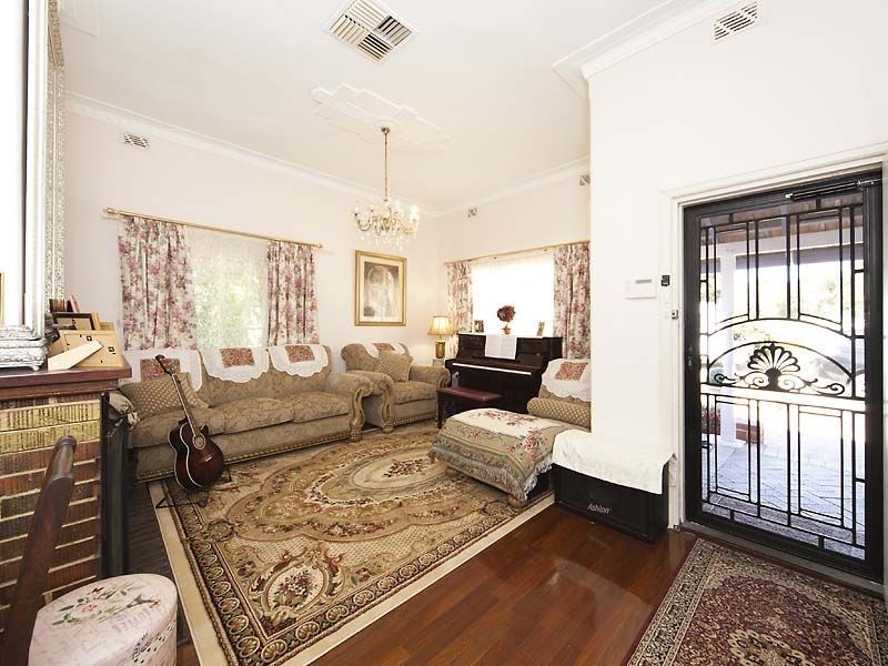 6 Helm Street, Maddington WA 6109