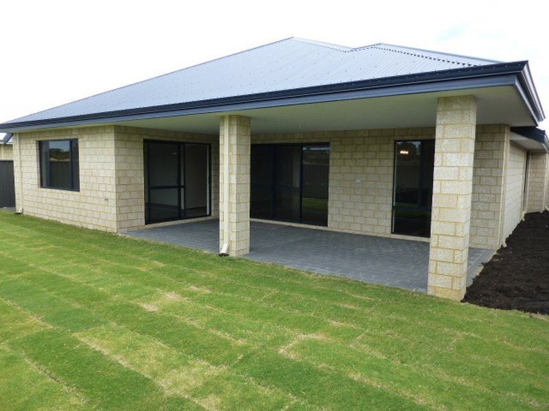 16 Cochins Street, Southern River WA 6110