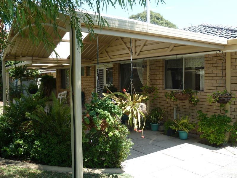 32 Oriole Way, Thornlie WA 6108