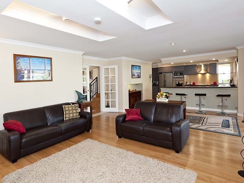 27 Rufford Lane, Canning Vale WA 6155