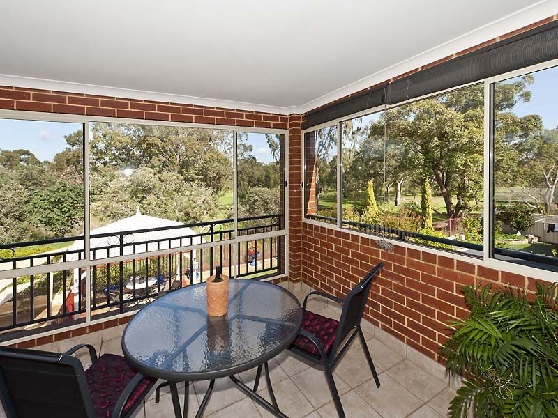 27 Rufford Lane, Canning Vale WA 6155