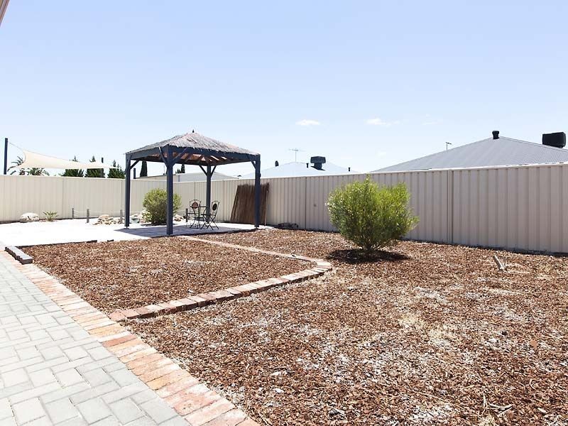 56 Shannon Ramble, Gosnells WA 6110