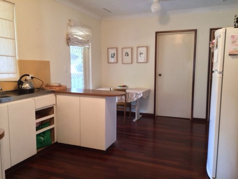 16 Marlow Way, Thornlie WA 6108