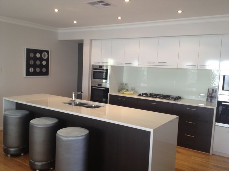 86 Shipmaster Avenue, Alkimos WA 6038