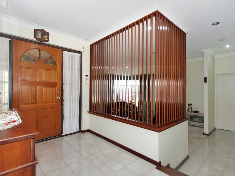 4 Gallant Court, Thornlie WA 6108