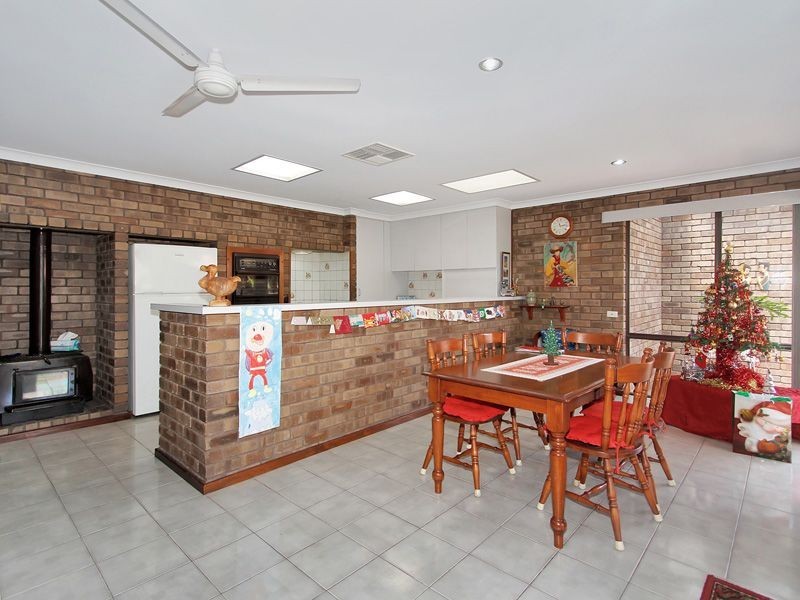 4 Gallant Court, Thornlie WA 6108