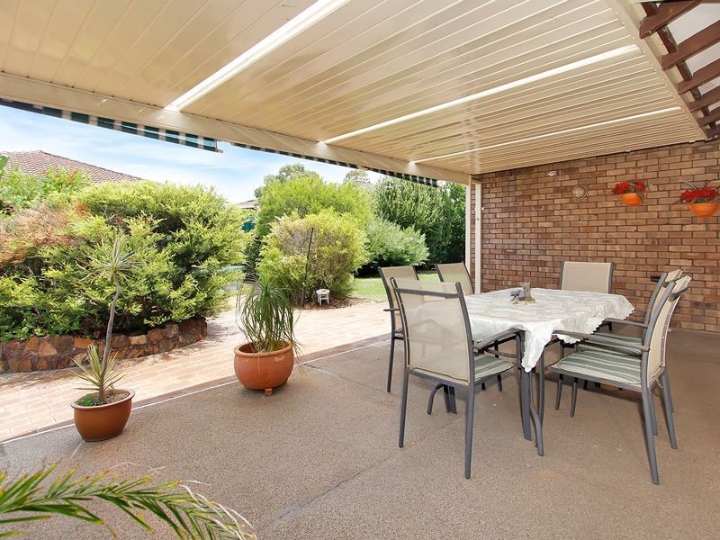 4 Gallant Court, Thornlie WA 6108