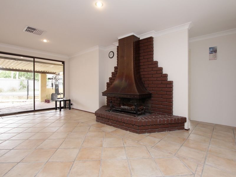 7 Greenhood Court, Gosnells WA 6110